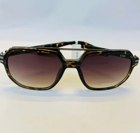 Idee Men Square Sunglasses, front view